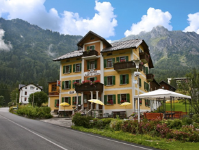 Facciata dell'albergo